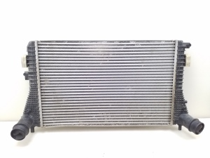 Vahejahuti radiaator - 1K0145803CA