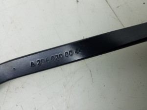 Mercedes Benz C-Class 204 (2007–2014) Esiklaasi puhasti hoob A2048200044 - 2