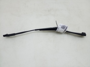 Mercedes Benz C-Class 204 (2007–2014) Esiklaasi puhasti hoob A2048200044 - 3