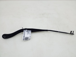 Mercedes Benz C-Class 204 (2007–2014) Esiklaasi puhasti hoob A2048200144 - 2