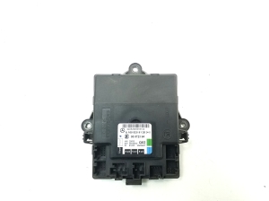  Rear side door control unit 