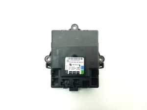   Rear side door control unit 