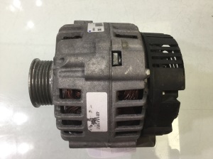 Volkswagen Passat B5 (1997–2005) Alternator 06B903018DX - 5