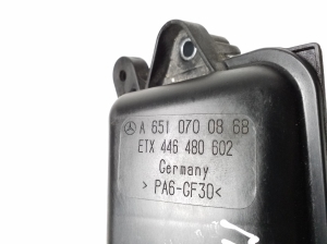 Mercedes Benz C-Class 205 (2014–2021) Muu paak A6510700868 - 3