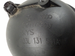 AUDI A6 C6 (2004–2011) Other reservoir 03L131541A - 2
