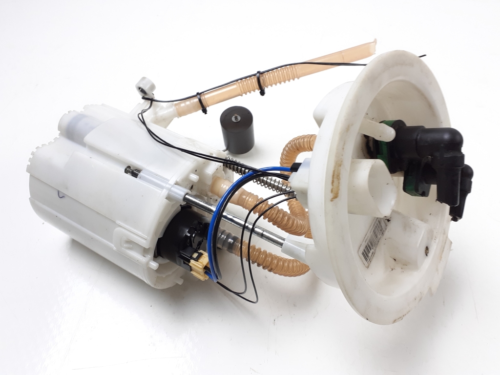 Used BMW 3 SERIES Fuel pump in the tank 7243972