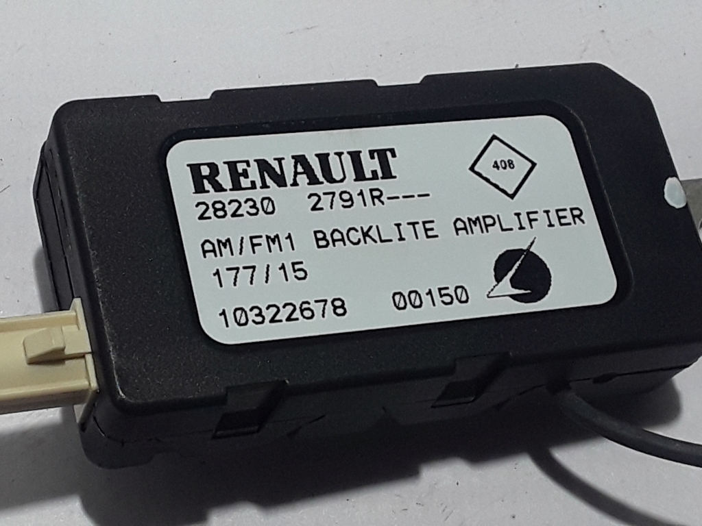 RENAULT Talisman 1 generation (2012-2024) Bootlid Antenna Amplifier 282302791R 22413212