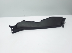   Tagumise toe sisekujundus  - 76335236R 