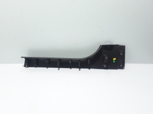 RENAULT Talisman II (2015–2026) Inner sill trim 769520409R - 2