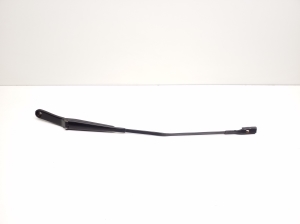   Windshield wiper blade 