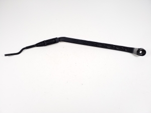 LEXUS GS (2011–2017) Esiklaasi puhasti hoob 8521130790 - 2