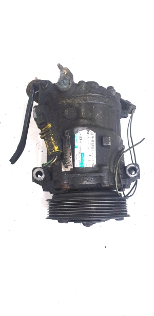 Citroen C5 I (2001–2008) Compresseur de climatisation 9656572680 - 3