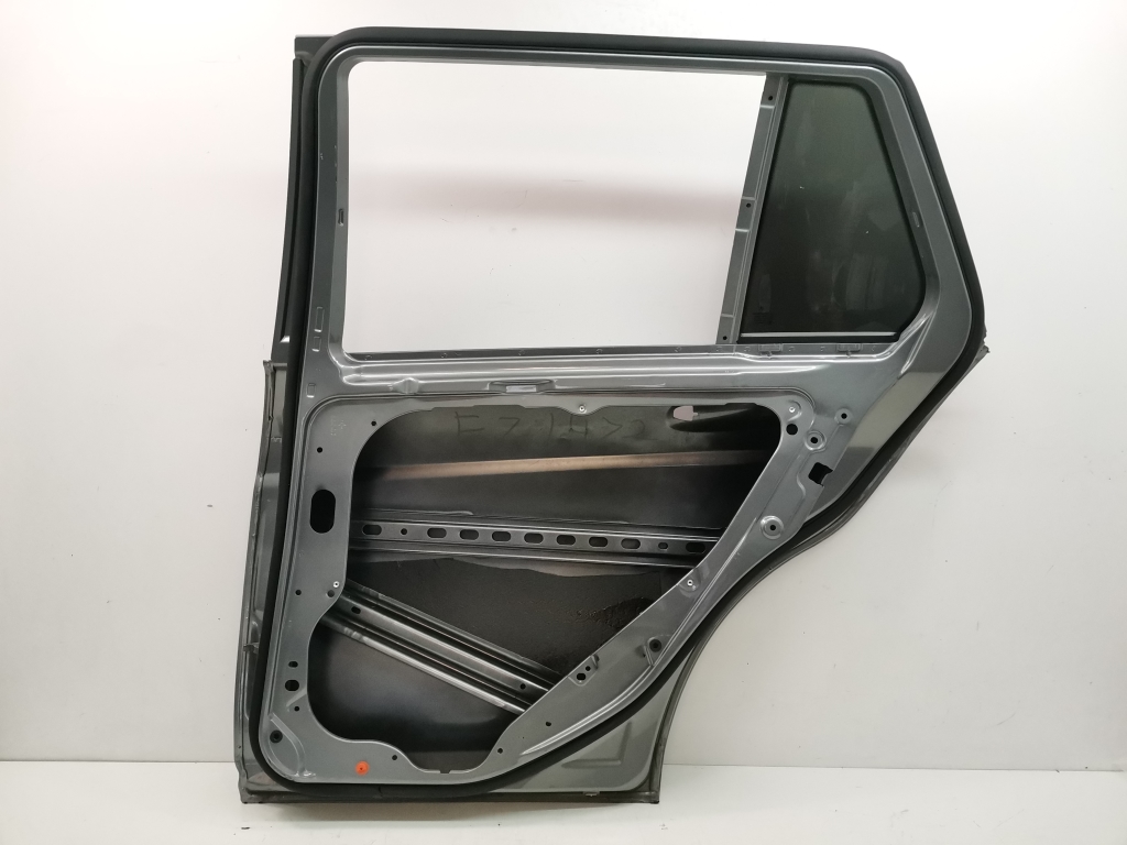 MERCEDES-BENZ C-Class W204/S204/C204 (2004-2015) Right Side Sliding Door 20433161