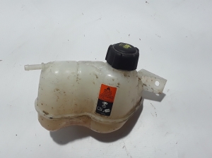   Ausgleichsbehälter  - 217114EA0A 