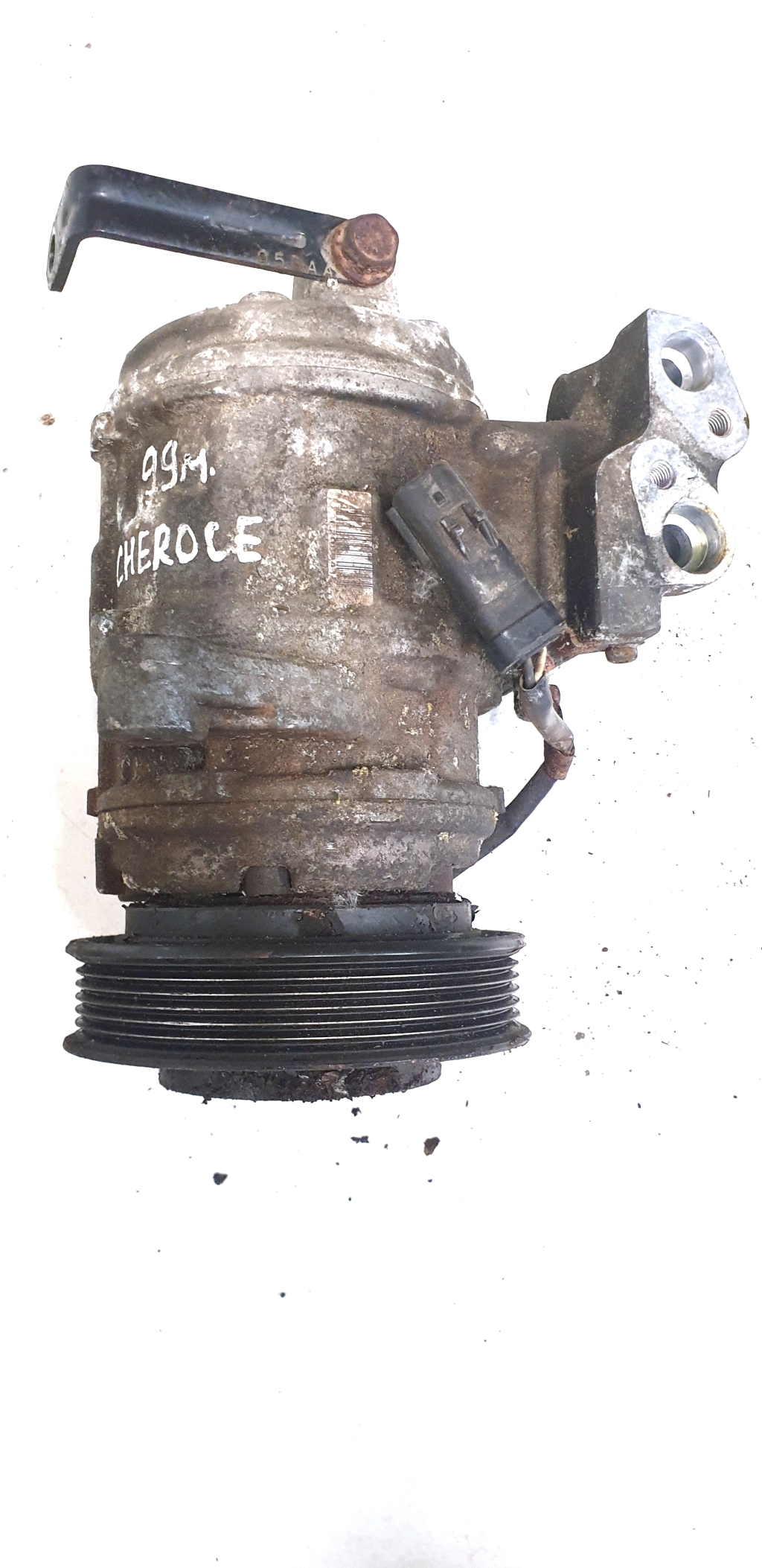 Used Jeep Cherokee Air conditioner compressor 4472005478