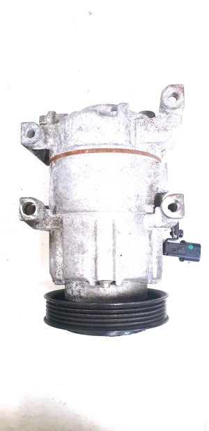  Air conditioner compressor 