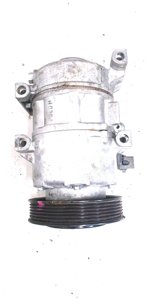   Air conditioner compressor 