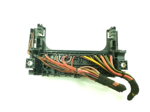 Mercedes Benz B-Class 245 (2005–2011) Sicherungskastenhalter unter der Motorhaube A1695450001 - 3