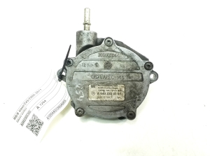   Vacuum pump 