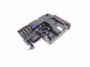   Fuse block holder under the hood 