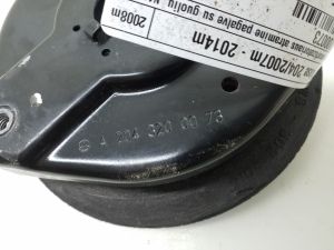 Mercedes Benz C-Class 204 (2007–2014) Esiamortisaatori ülemine tugi laagriga A2043200073 - 2
