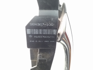 Mercedes Benz B-Class 245 (2005–2011) Front door external opening handle and its details - 4