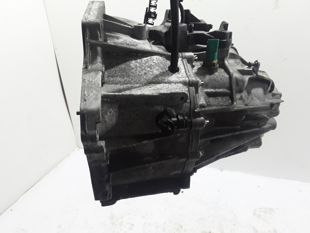 Used RENAULT Trafic Gearbox PF6050