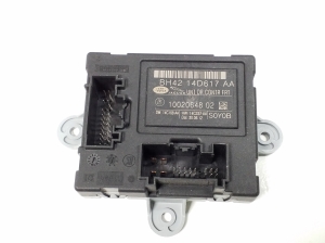   Front door control unit 