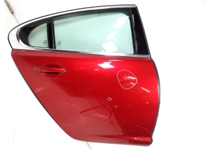  Rear side doors 