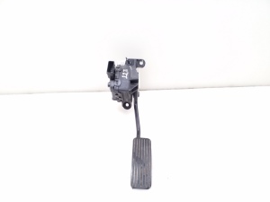 Accelerator pedal - 9186726