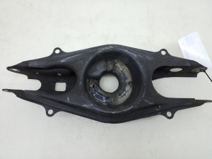 Mercedes Benz C-Class 204 (2007–2014) Rear axle link A2043503008 - 2