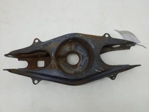 Mercedes Benz C-Class 204 (2007–2014) Tagasilla varras A2043503008 - 2
