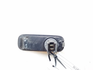 Honda CR-V (1995–2002) Front fender turn signal - 2