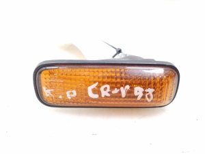 Front fender turn signal