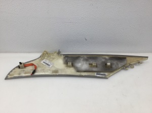 AUDI A6 C6 (2004–2011) Tagumise toe sisekujundus 4F5867245D - 2
