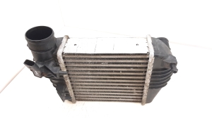 AUDI A6 C6 (2004–2011) Radiateur intercooler et ses pièces 4F0145805AD - 3
