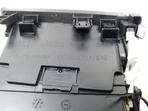 Subaru Legacy (2014–2026) Dashboard air vent grilles 66110AL01A - 3