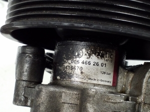 Mercedes Benz E-Class W207 (2009–2017) Servopumpe A0064662601 - 3