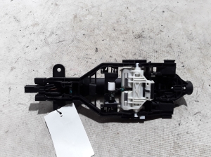 VOLVO XC60 (2017–2026) Front door external opening handle and its details - 2