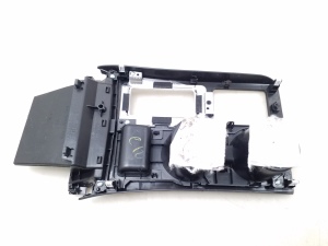 Subaru Legacy (2014–2026) Salongi konsooli muu osa 92173AL10A - 3