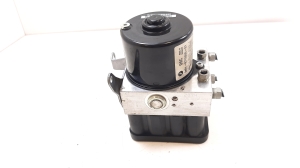 BMW 3 SERIES E91 (2005–2013) ABS unit 6776056 - 2