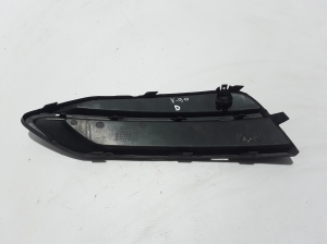 VOLVO S90 (2016–2026) Front bumper lower grille 31425447 - 3