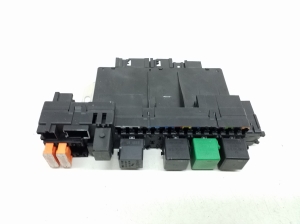   Fuse block holder under the hood 