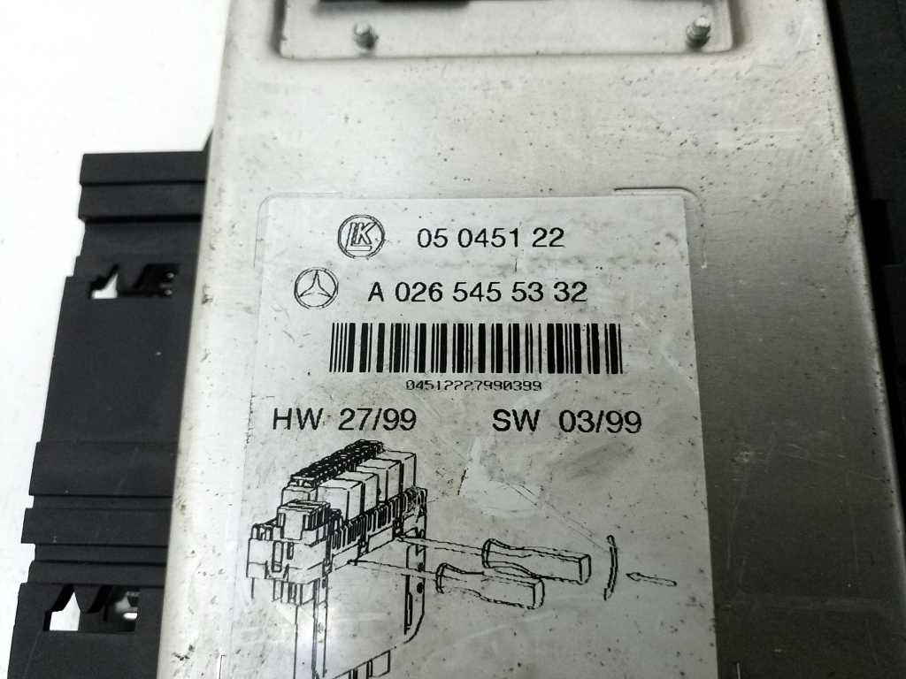 MERCEDES-BENZ S-Class W220 (1998-2005) Fuse box A0265455332, A0205451832, A0275454532 20433682