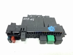   Fuse block holder under the hood 