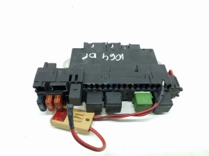   Fuse block holder under the hood 