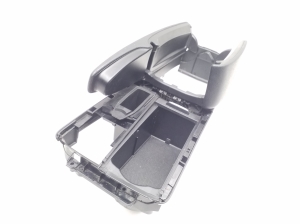 Mercedes Benz C-Class 204 (2007–2014) Keskkonsool A2046801339 - 2