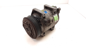  Air conditioner compressor 