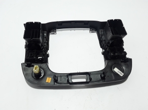 Opel Vivaro B (2014–2019) Dashboard trim 682607479R - 4