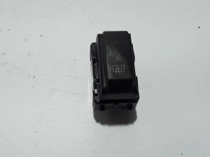 Windshield heater switch - 263608347R